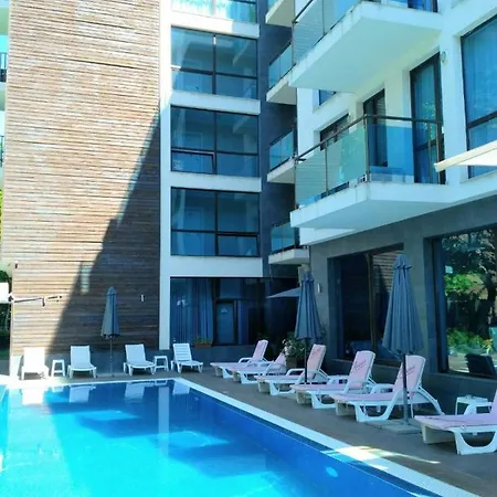 Прекрасное Место Для Отдыха На Солнечном Берегу Sunny Beach