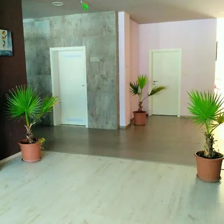 Прекрасное Место Для Отдыха На Солнечном Берегу Sunny Beach