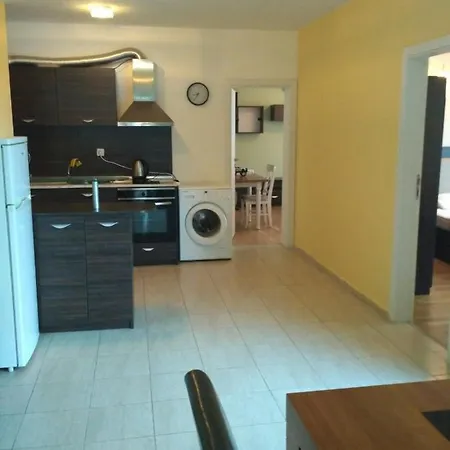 Прекрасное Место Для Отдыха На Солнечном Берегу * Sunny Beach